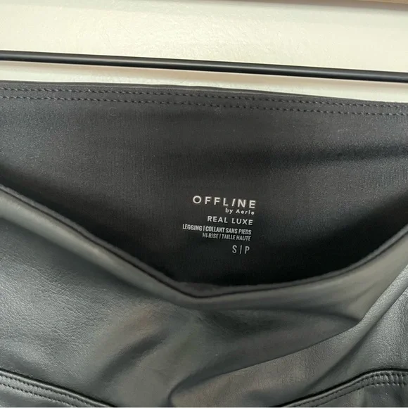 Aerie Black Faux Leather Leggings - Picture 5 of 5